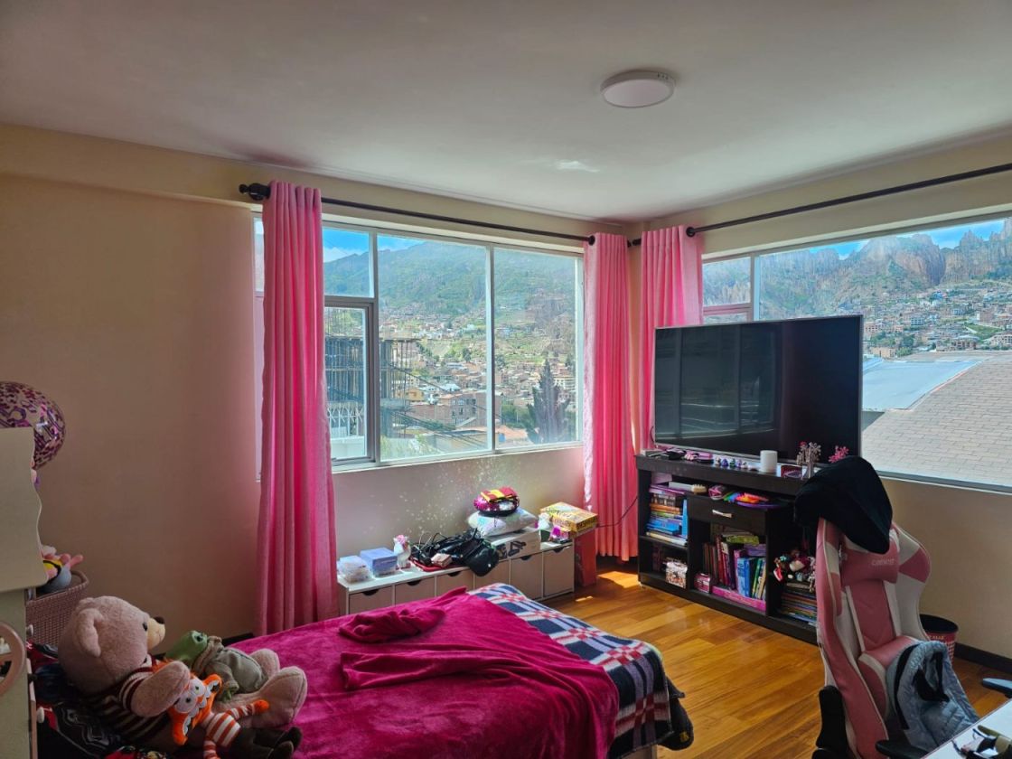 SE ALQUILA DEPARTAMENTO AMPLIO 3 DORMITORIOS