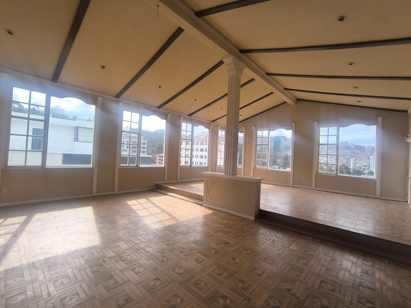 PENTHOUSE EN VENTA IRPAVI DE 400 MTS2