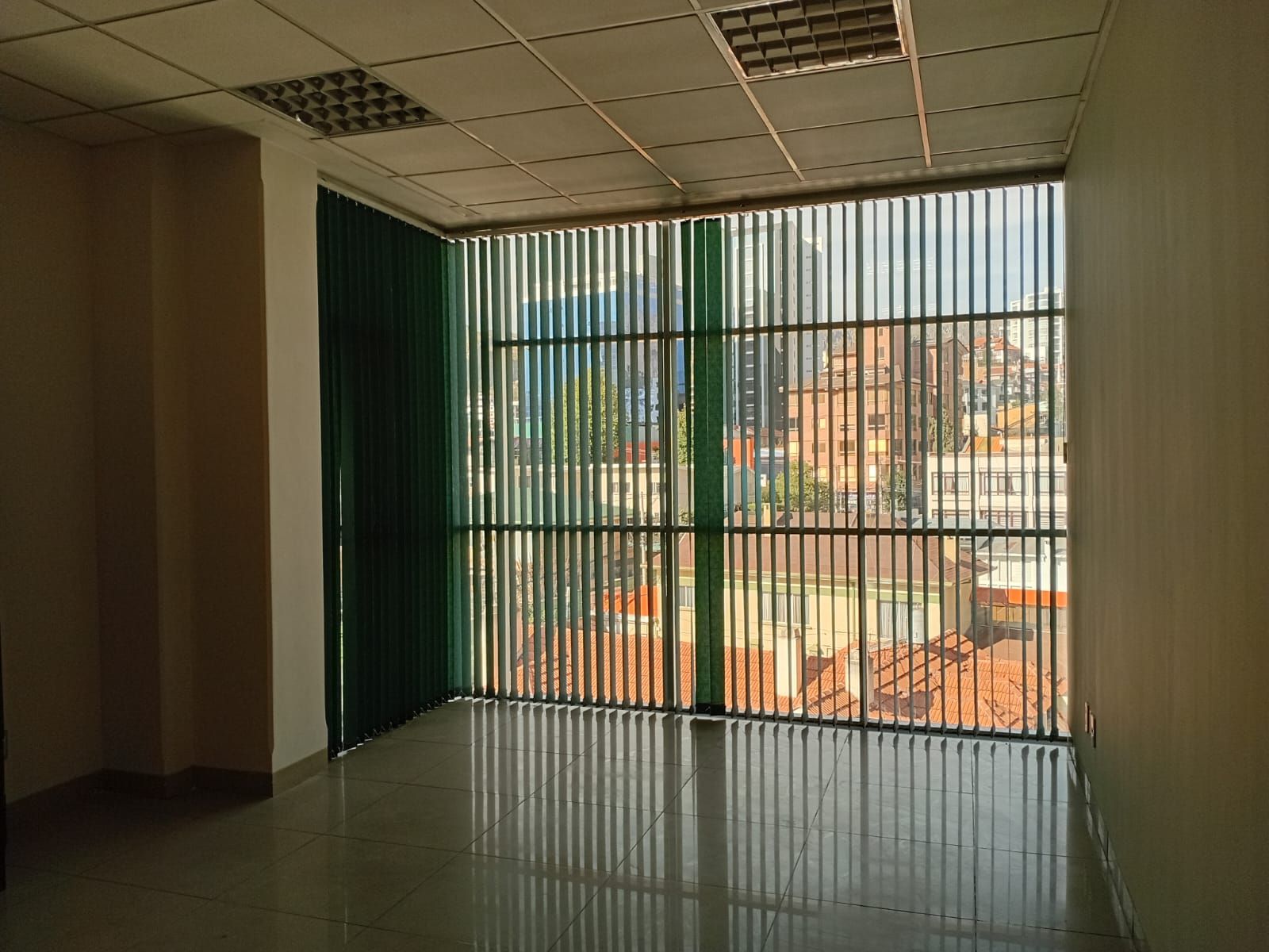 OFICINA EN ALQUILER CALACOTO