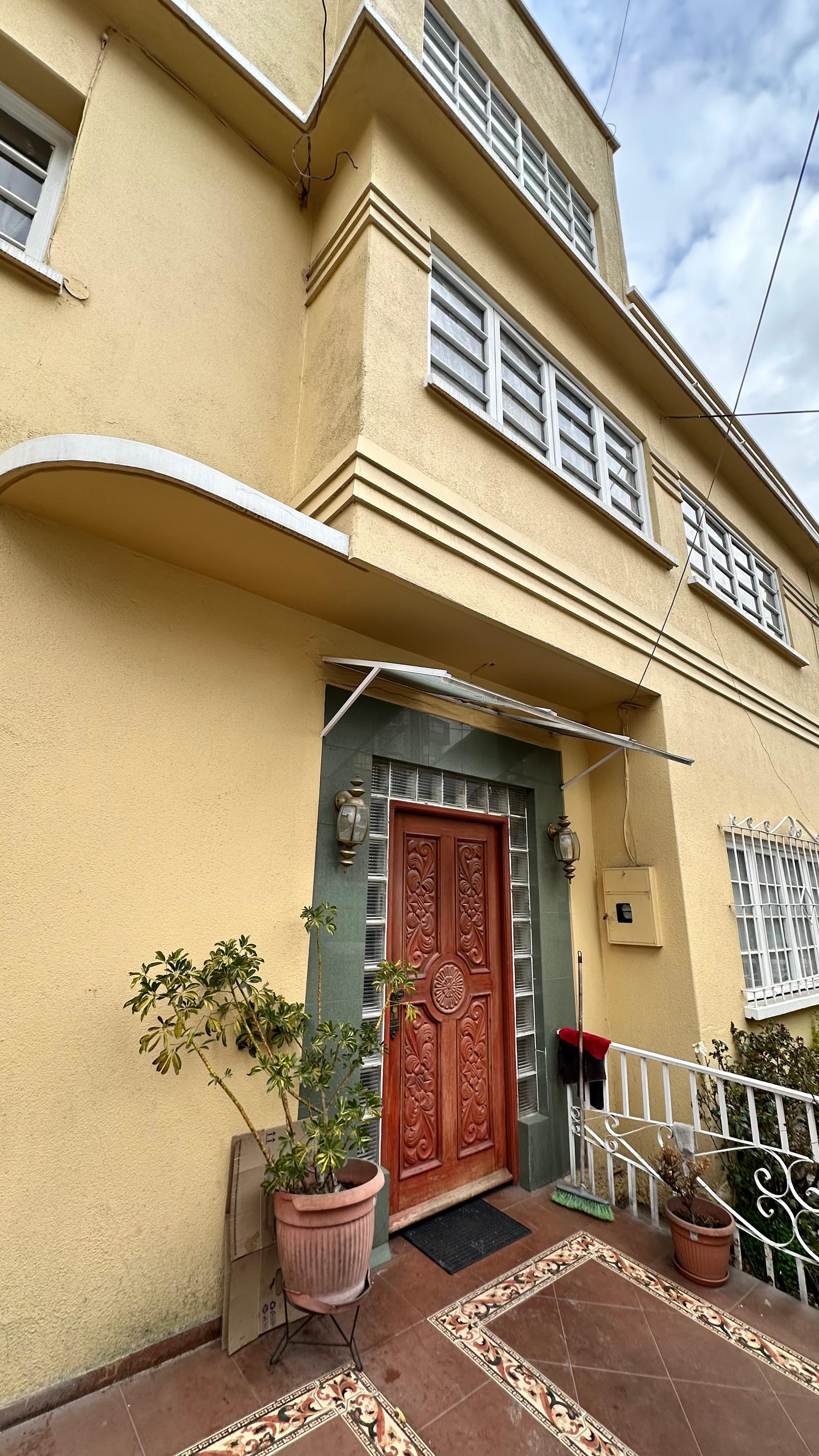 CASA EN VENTA MIRAFLORES AV. ITURRALDE